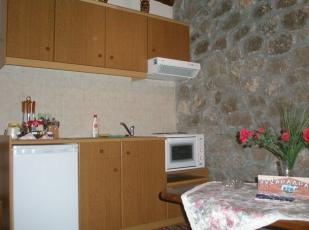 amfissa-22542-enoikiazomena_domatia-paradosiakes_katoikies-xenonas-haradra-mariolata-amfissa-6-large.jpg